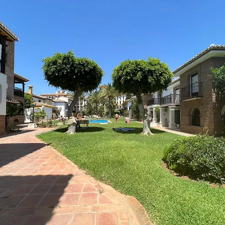 Apartment Charming 2-bed In